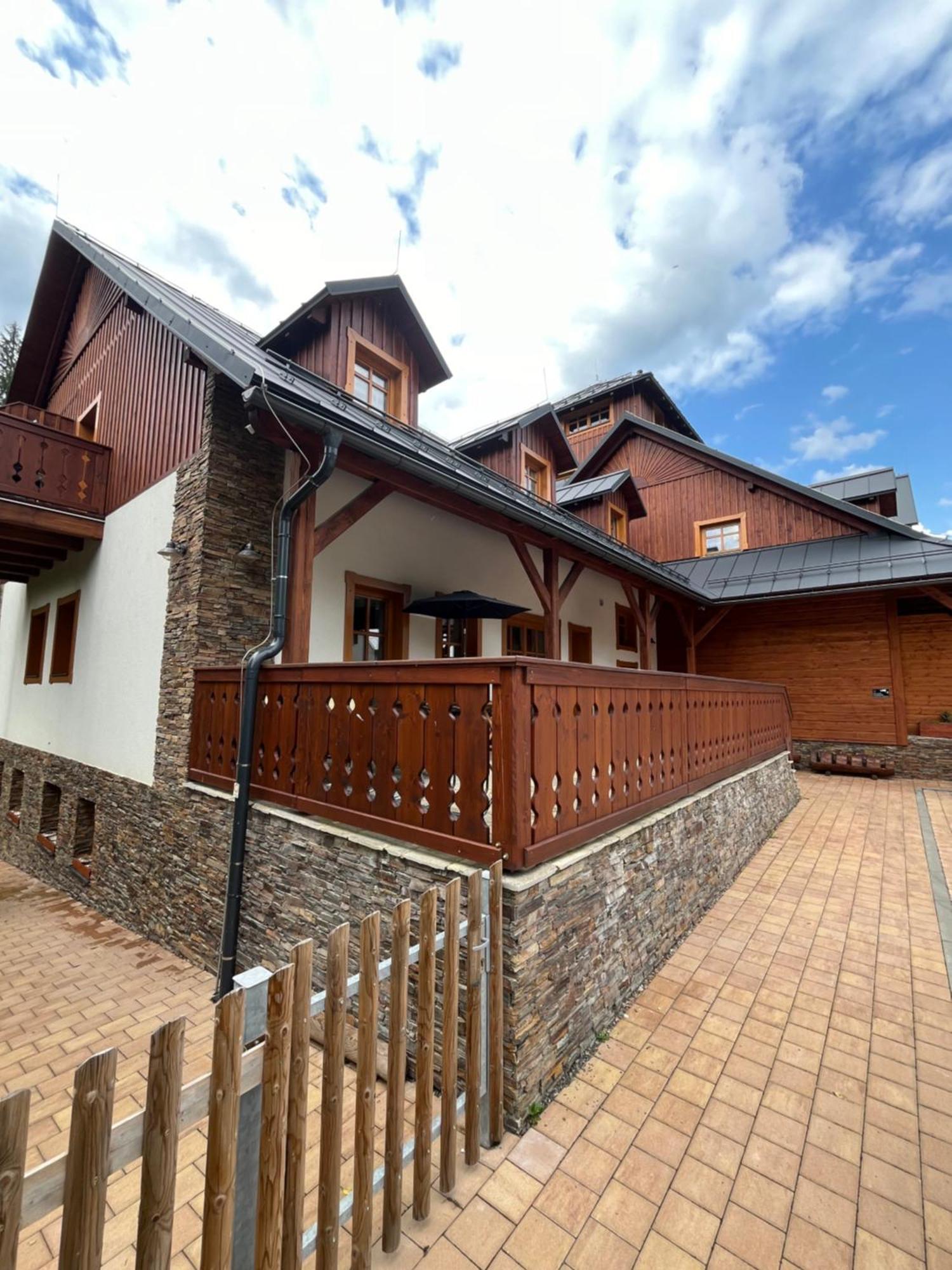 Apartmany La Siska เซตีน ภายนอก รูปภาพ